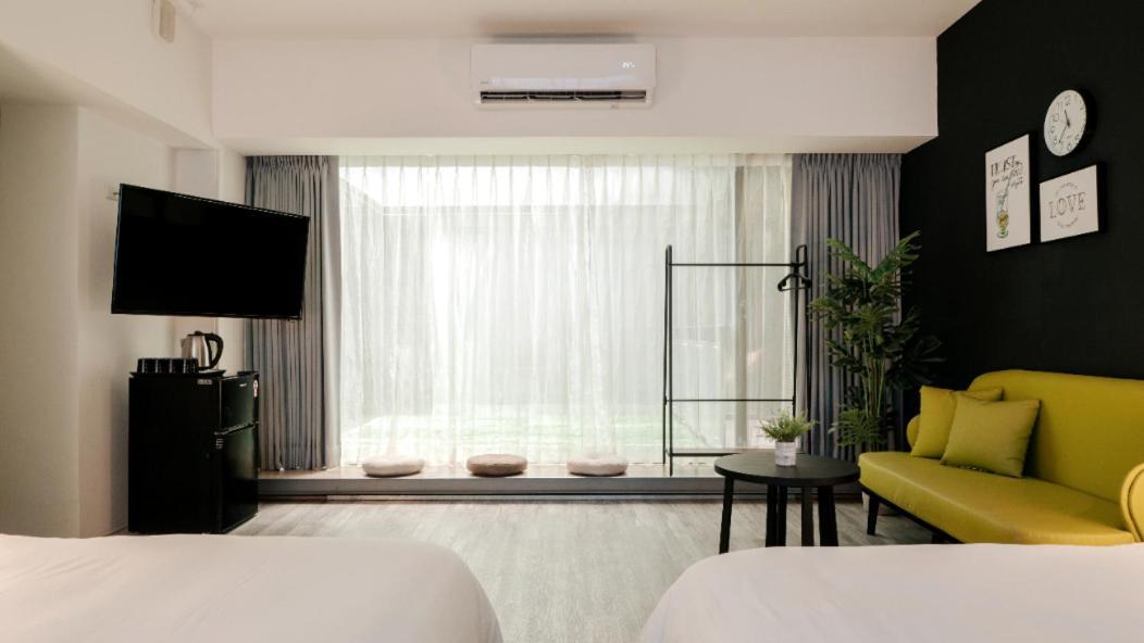 W11 Inn Тайбэй Экстерьер фото