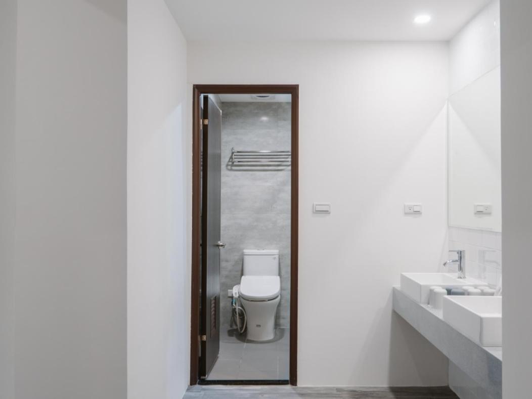W11 Inn Тайбэй Экстерьер фото